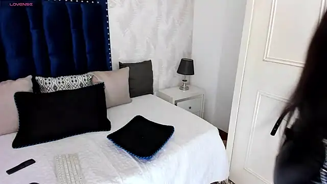 AddictivextS online show from 10-24-25, 03:19