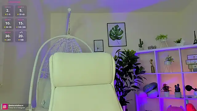 miss catalinaa online show from 03-11-25, 12:39