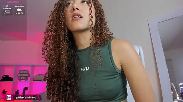 miss catalinaa online show from 06-19-26, 12:31