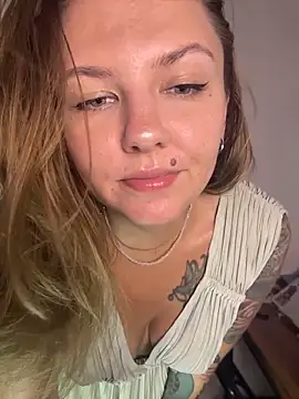  private person  online show from 04-19-26, 10:25