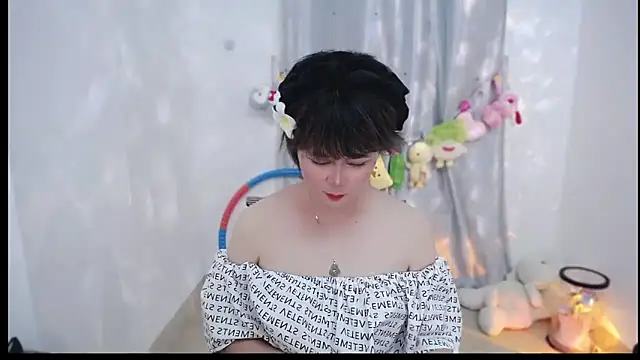 Fan ting online show from 10-11-25, 03:21