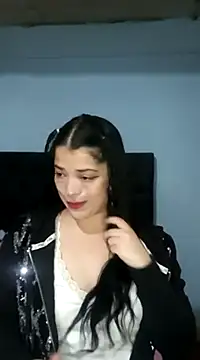 Elvishcassie  online show from 03-19-25, 07:49