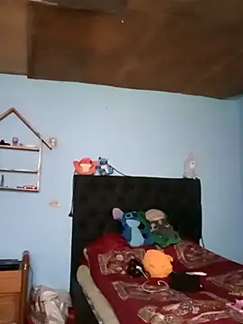 Elvishcassie  online show from 03-16-26, 04:44