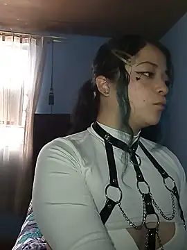 Snapshot of Elvishcassie_ chatting on 05-22-26, 02:33 Elvishcassie online show from 05-22-26, 02:33