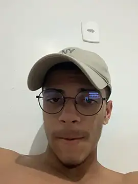 Snapshot of Naka300 chatting on 02-05-26, 10:47 Naka300 online show from 02-05-26, 10:47