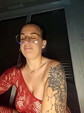 Snapshot of lindsay_33off chatting on 10-12-25, 09:47 lindsay 33off online show from 10-12-25, 09:47