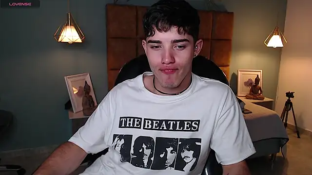 AlejooTwink online show from 02-03-25, 10:11