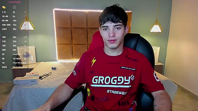 AlejooTwink online show from 09-26-25, 04:38