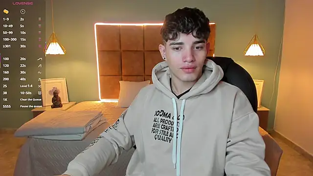 AlejooTwink online show from 10-15-25, 03:06