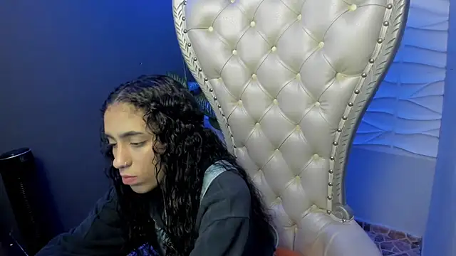 Layla 707 online show from 10-02-25, 12:50