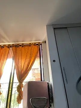 siri duque online show from 09-28-25, 06:13