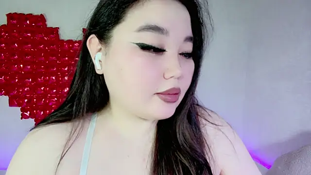 amina moonlightt online show from 02-17-25, 02:53