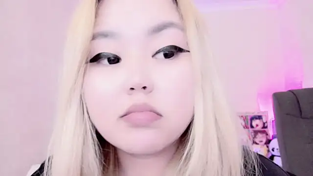 amelia sunlight online show from 02-06-25, 07:35