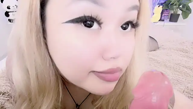 amelia sunlight online show from 03-17-25, 04:19