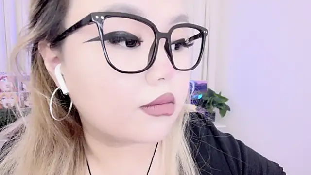 amelia sunlight online show from 03-20-25, 11:45