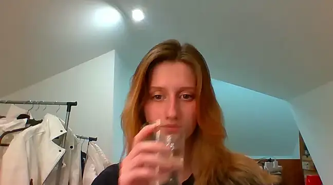 LUNA delight online show from 12-11-24, 02:44