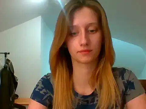 LUNA delight online show from 02-17-25, 07:10