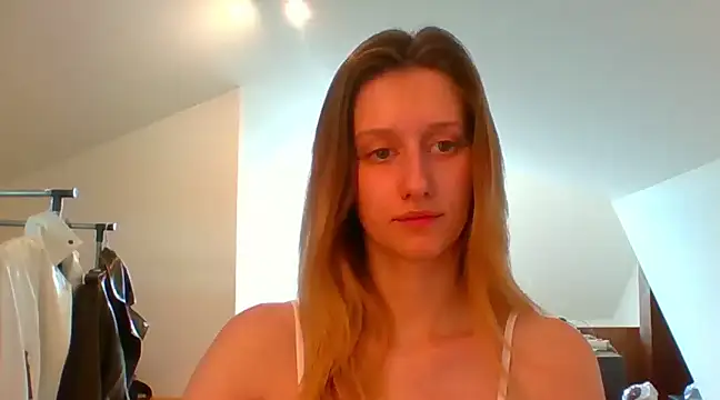 LUNA delight online show from 02-28-25, 10:52