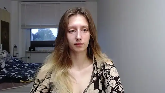 LUNA delight online show from 09-11-25, 05:29