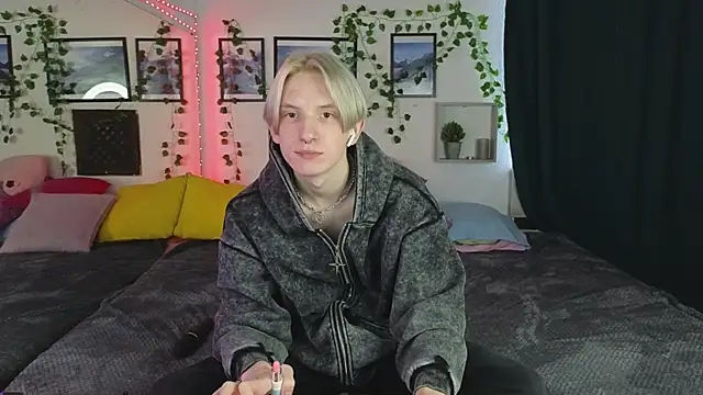 Ron Vils online show from 03-16-25, 03:47