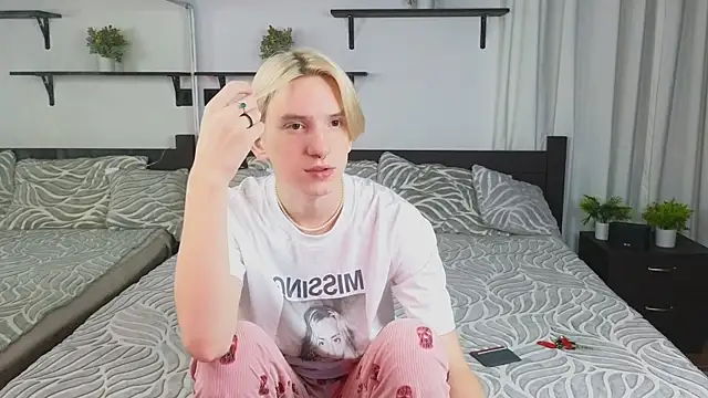 Ron Vils online show from 09-13-25, 03:34