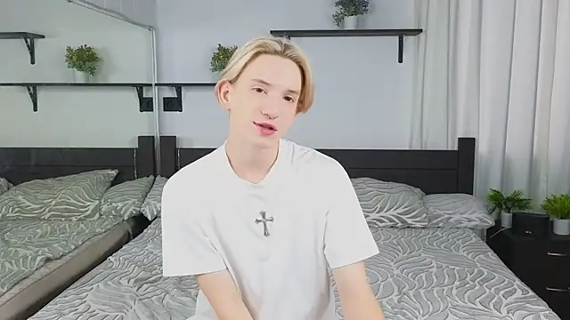 Ron Vils online show from 09-17-25, 05:31