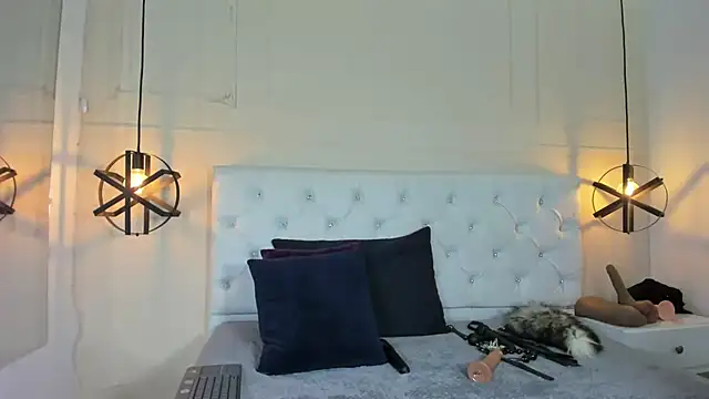 Snapshot of Slut_Milf_ chatting on 02-08-25, 10:19 Slut Milf  online show from 02-08-25, 10:19