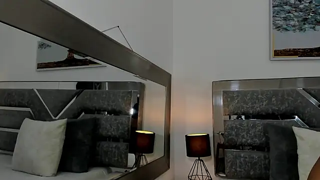 Slut Milf  online show from 03-29-26, 01:22