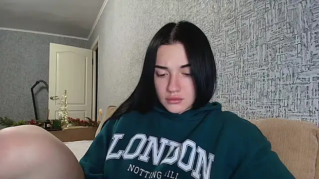 Liana diva online show from 12-15-25, 06:23