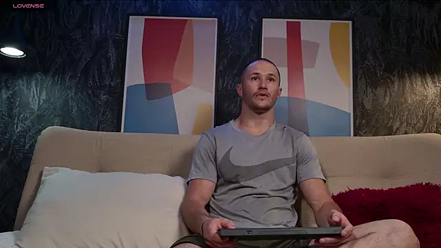 AxelFairchaild online show from 11-12-25, 01:11