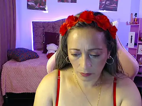 Snapshot of Melanyy_100 chatting on 03-07-25, 03:29 Melanyy 100 online show from 03-07-25, 03:29