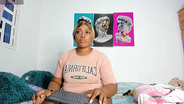 Lilybaudinx96 online show from 12-19-25, 05:36