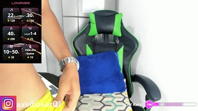 Axel baker01 online show from 10-15-25, 07:03