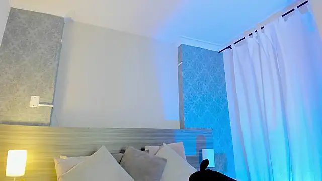 Snapshot of Mistyca chatting on 09-12-25, 10:37 Mistyca online show from 09-12-25, 10:37