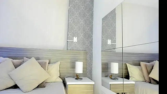 Snapshot of Mistyca chatting on 09-16-25, 10:38 Mistyca online show from 09-16-25, 10:38