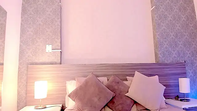 Snapshot of Mistyca chatting on 02-11-26, 11:26 Mistyca online show from 02-11-26, 11:26