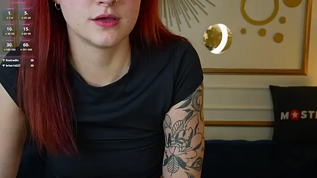 Magnetic Mia  online show from 12-20-24, 05:40