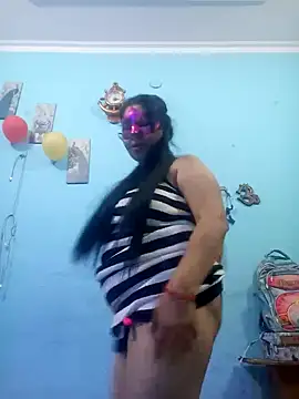 Snapshot of Punjabi_beauty123 chatting on 02-09-25, 09:47 Punjabi beauty123 online show from 02-09-25, 09:47