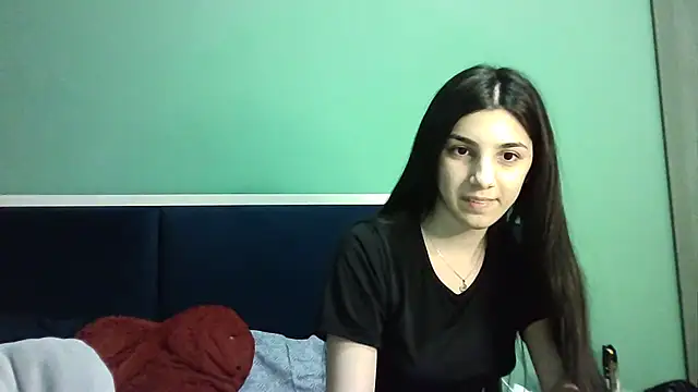 Snapshot of Ahotkittyxxx chatting on 01-17-25, 04:04 Ahotkittyxxx online show from 01-17-25, 04:04