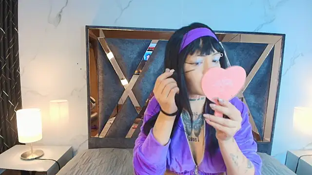 AuroraDiaz online show from 04-21-26, 11:38