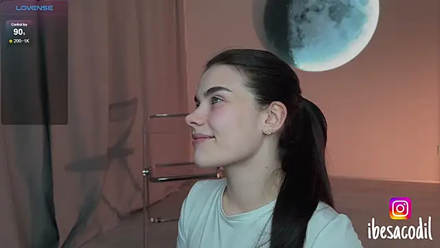 adriana allien online show from 05-11-26, 09:56