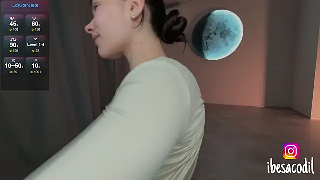 adriana allien online show from 05-19-26, 11:44