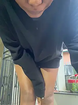 Snapshot of BeautyAuroa chatting on 02-17-25, 04:20 BeautyAuroa online show from 02-17-25, 04:20