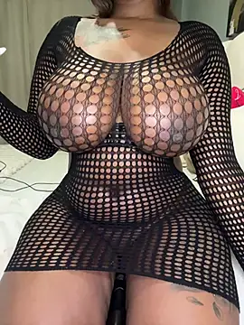 BeautyAuroa online show from 06-19-26, 05:17