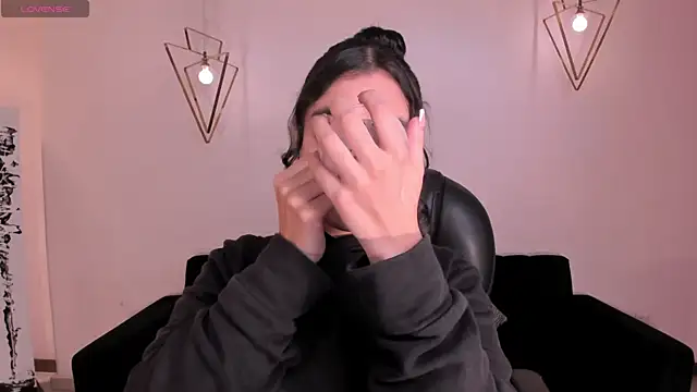 AllisonRogersX online show from 09-18-25, 03:30