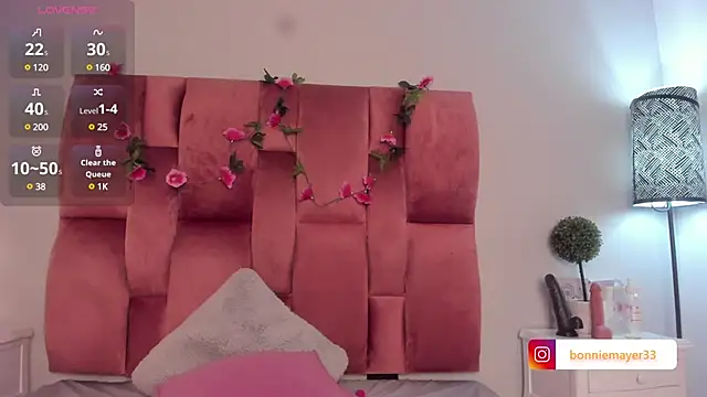 Snapshot of SweetBonniie chatting on 01-24-25, 05:32 SweetBonniie online show from 01-24-25, 05:32