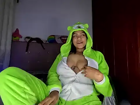 Ale xandra online show from 03-15-25, 03:51