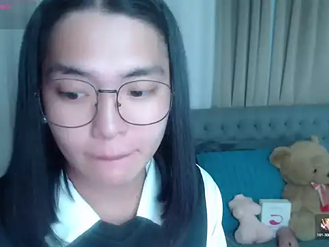 zhaviahale21 online show from 07-04-26, 10:05