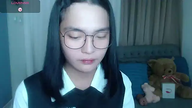 zhaviahale21 online show from 07-17-26, 01:34