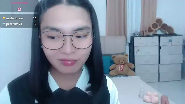zhaviahale21 online show from 08-01-26, 12:04